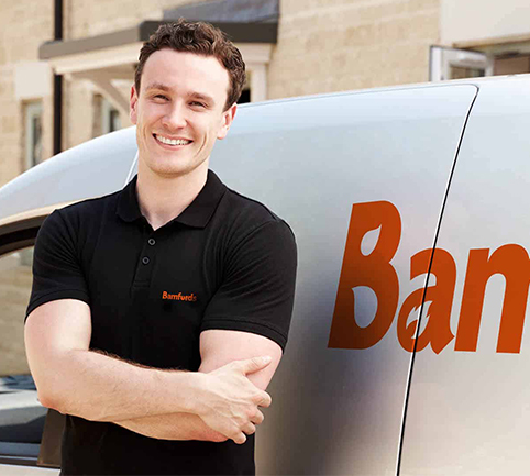 Smiling oil tank fitter
